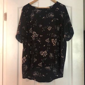 Primark short sleeve shell, floral print, rear zip detail